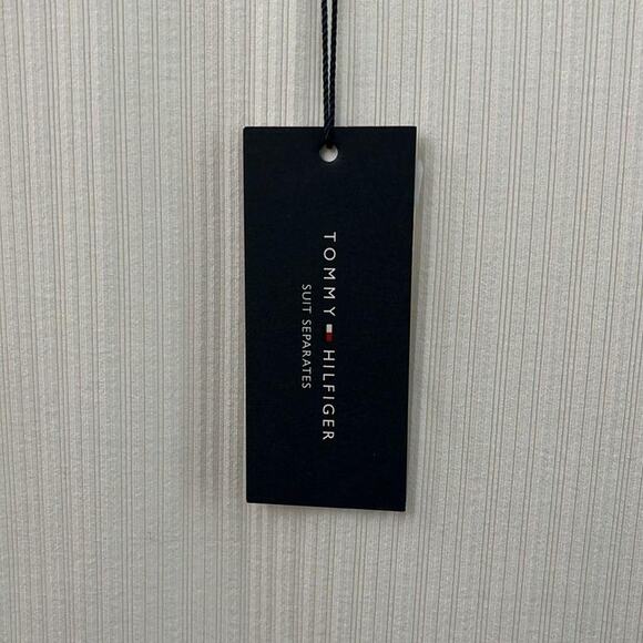 NWT Tommy Hilfiger Monogram-Button Cap-Sleve Ribbed Top Size L - Picture 2 of 5